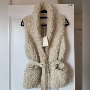 COPY - Wilfred Sherpa Vest